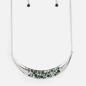 Paparazzi Jewelry Brand New Set of Approximately 235 Pieces